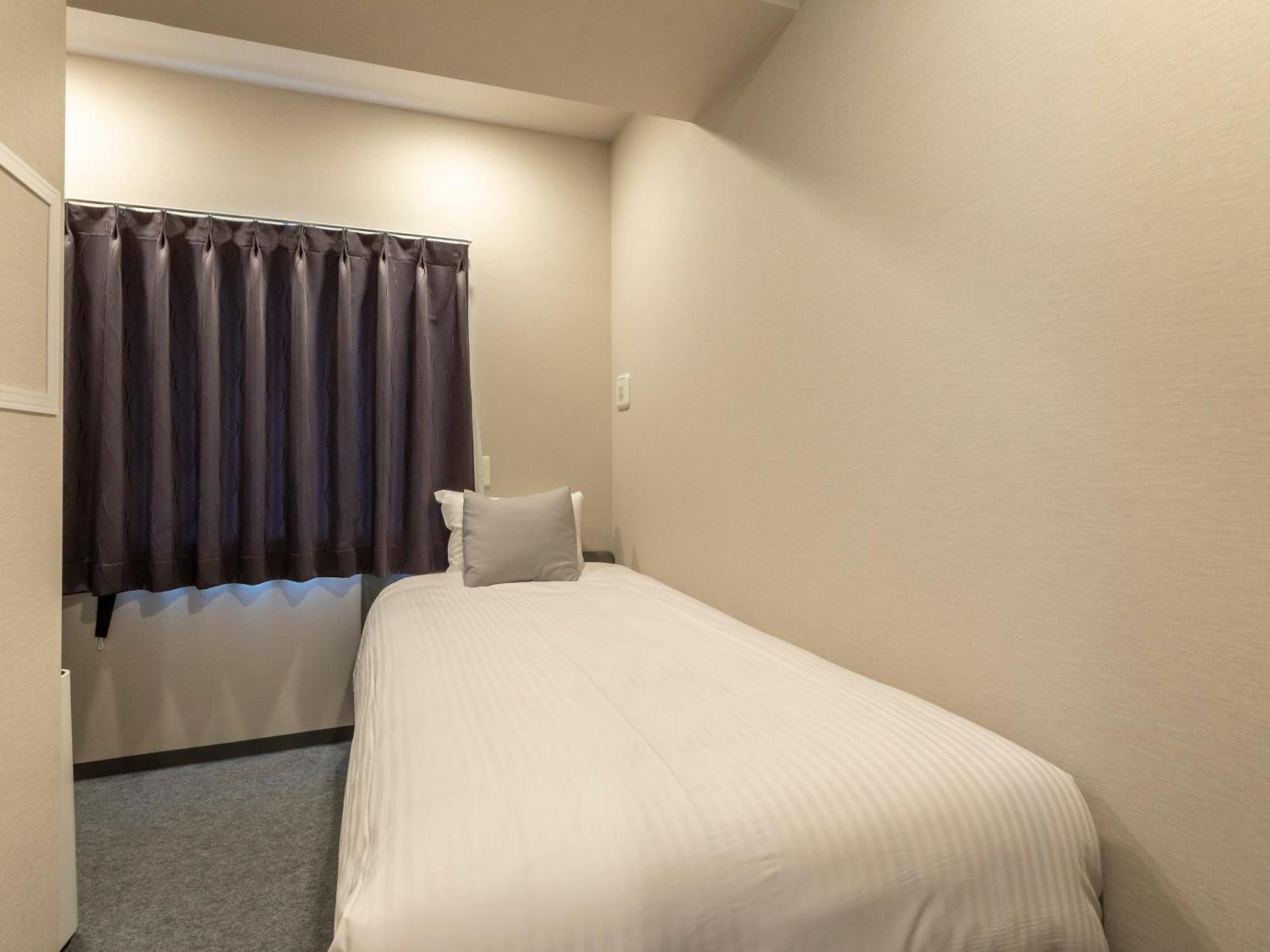 Tabist Unihotel Midosuji Hommachi Osaka Exterior foto